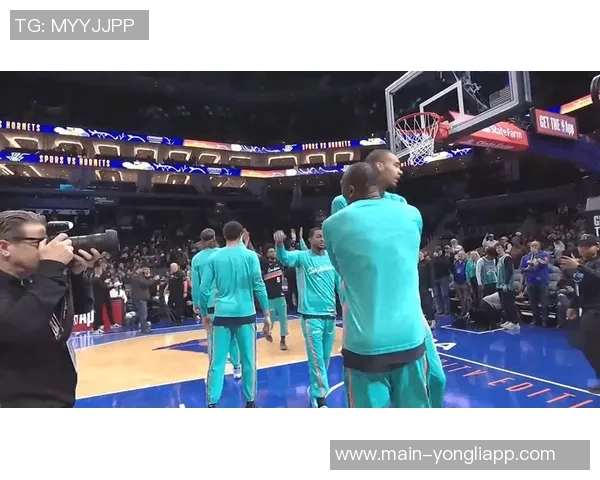 黄蜂队连胜六场展现重建潜力青年军逐渐成型