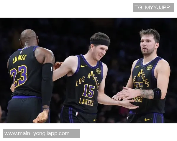 湖人防守漏洞百出东契奇背锅已久非摆烂球队中的最差者